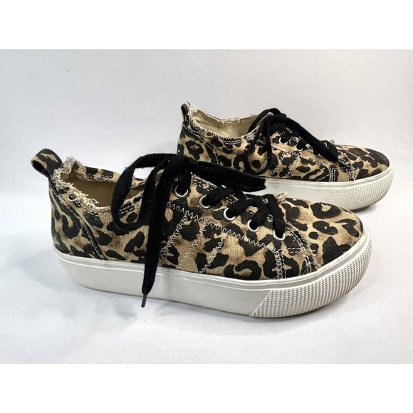 JELLYPOP 'Newstar' Leopard Print Canvas Platform Lace Up Sneakers Sz. 8.5 - Picture 2 of 8